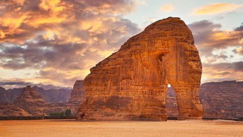 大象岩，古城欧拉，沙特阿拉伯 